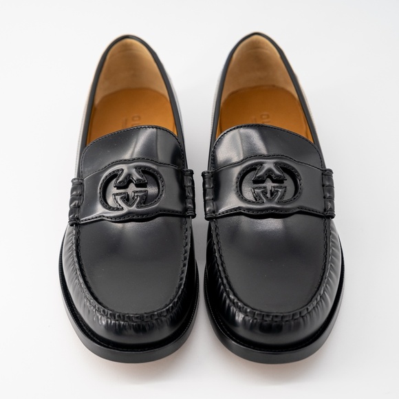 size 8.5G - Gucci Black Leather Loafers GG Interlocking main image 10